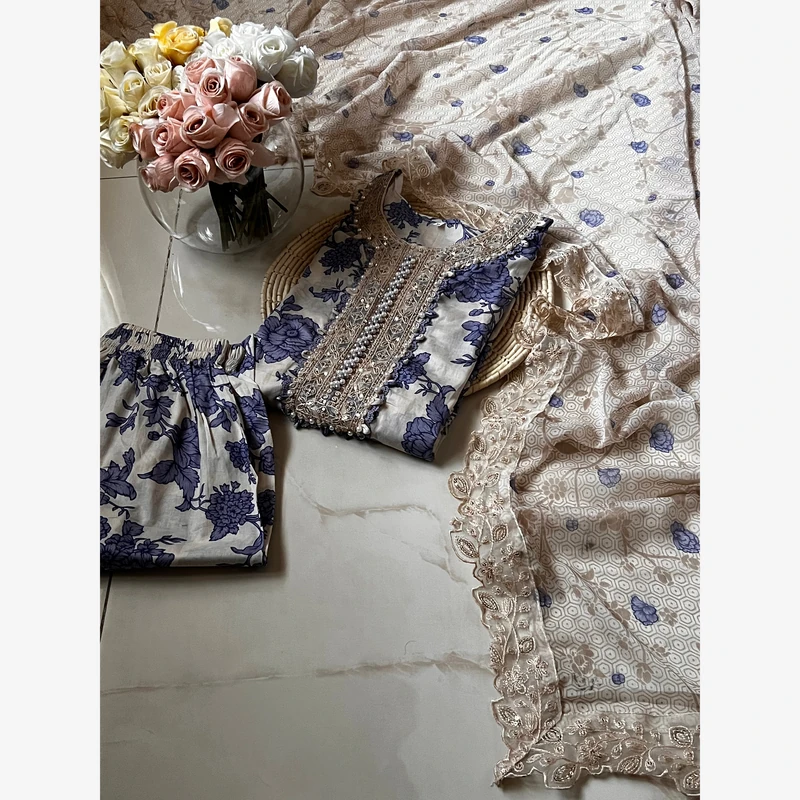 Ready to wear lawn 21 Stitched Ready-To-Wear Lawn 3pc Embroidered - Image 1